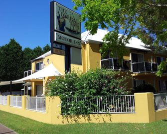 Admiral Nelson Motor Inn - Nelson Bay - Building
