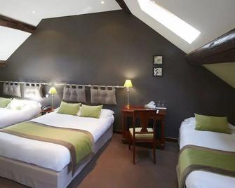 The Originals Boutique, Hotel De La Paix - Beaune - Bedroom