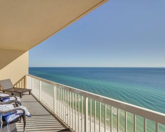 Gulf Coast Getaway with Balcony and Resort Amenities! - Panama City - Balcón