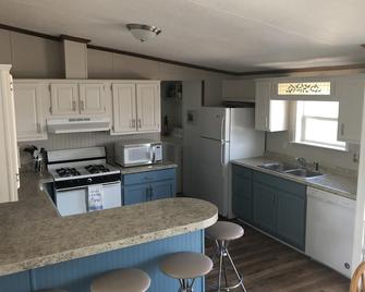 1000 Islands Cottage minutes from free boat launch! - Clayton - Cocina