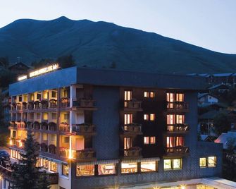 Hôtel Les Soldanelles - Villarembert - Gebouw