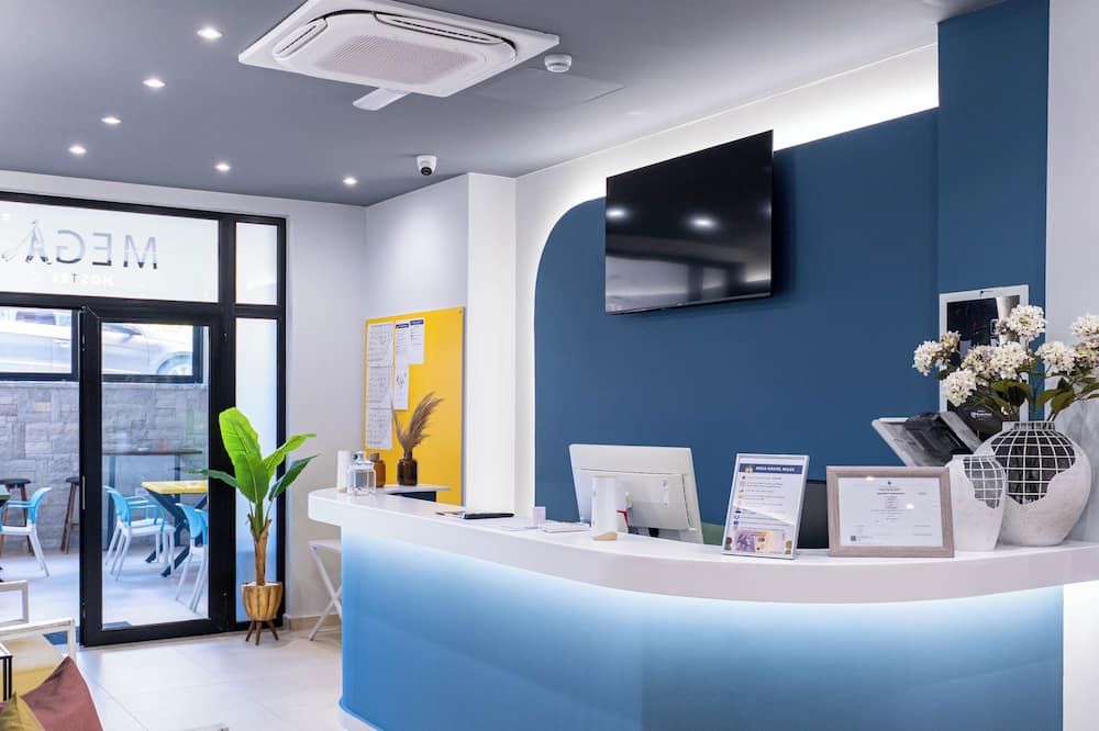 Mega Hostel - Sarandë