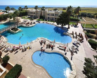 Panareti Coral Bay Villas - Coral Bay - Piscina