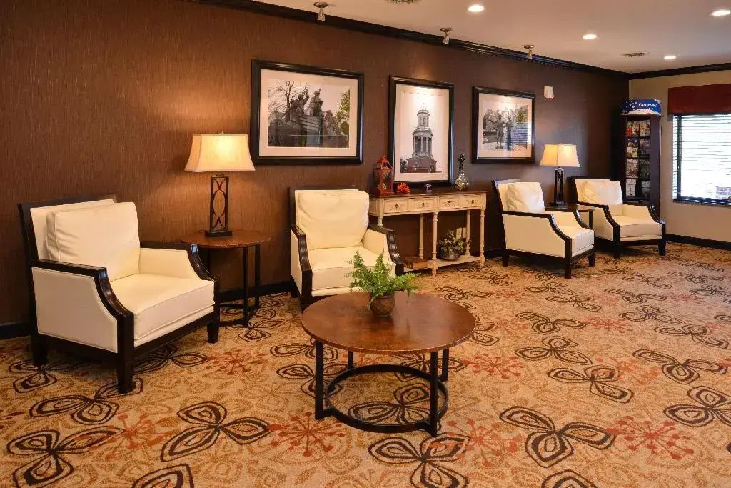 Holiday Inn Express & Suites Washington - Meadow Lands By IHG - Washington - Lounge