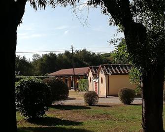 Bungalow close to the sea - Castagneto Carducci - Vista esterna