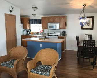 Lake Of The Ozarks ~ Great Family Rental With The Best View On The Lake! - Gravois Mills - Kitchen