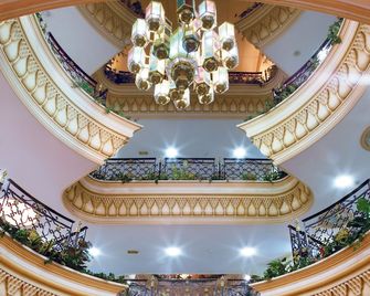 Landmark Plaza Hotel - Dubai - Lobby