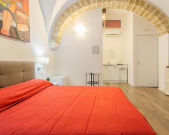 Red Rooms by Wonderful Italy - Bari - Sypialnia