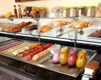 Pousada Boi Bumbá Praia - João Pessoa - Buffet