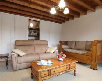 Gite Saussemesnil, 3 bedrooms, 6 persons - Tamerville - Sala de estar