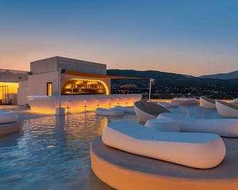 Isla Brown Corinthia Resort & Spa, Curio Collection by Hilton - Ágioi Theódoroi - Servicio de la propiedad