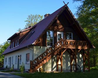 Vierseitenhof Appartements - Burg (Spreewald) - Edificio