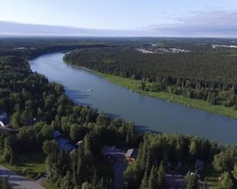 Entire Soldotna Unit B by the Kenai river - Soldotna - Outdoor view