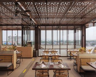 Hotel Santika Pasirkaliki - Bandung - Restaurant