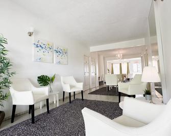 Aibonito Hotel 203 - Barranquitas - Sala de estar