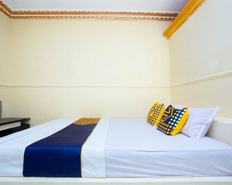 Hotel O Buana Jaya Guest House - Cilacap - Ložnice