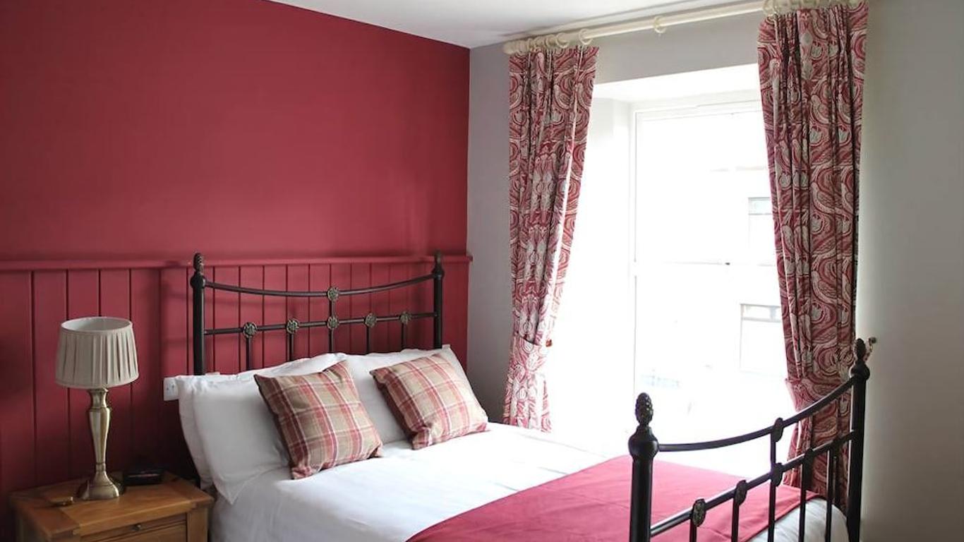 The Highlands Hotel