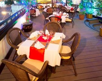 Arabian Courtyard Hotel & Spa - Dubai - Restaurant
