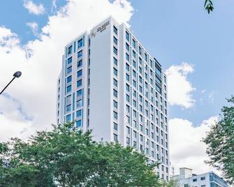 Centralviewsuite Residence, Myeong-Dong - Seul - Budynek