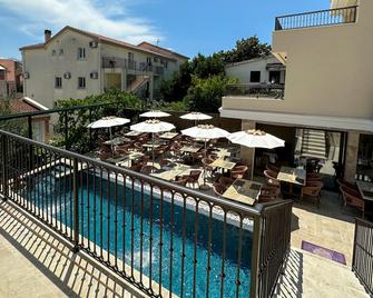 Hotel Pima Budva - Budva - Balcony