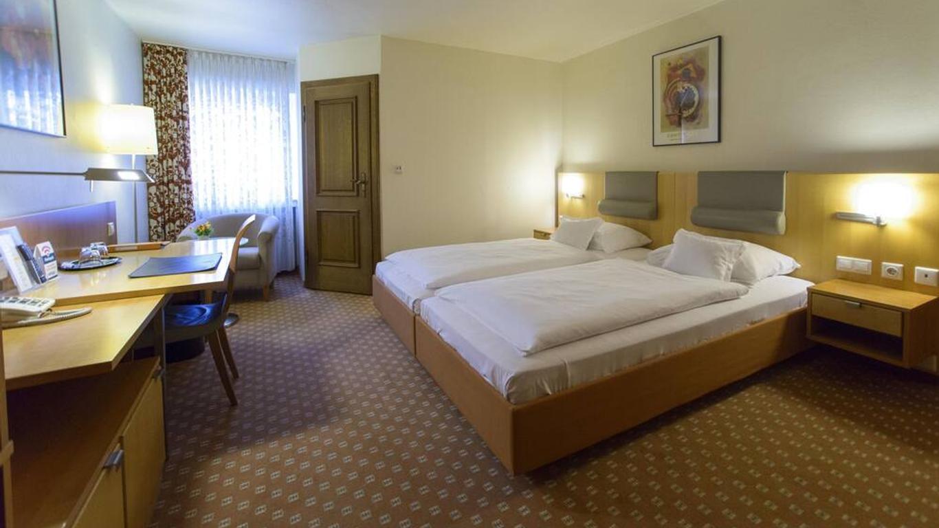 باومهوف هوتل ريستورانت آم ماركت