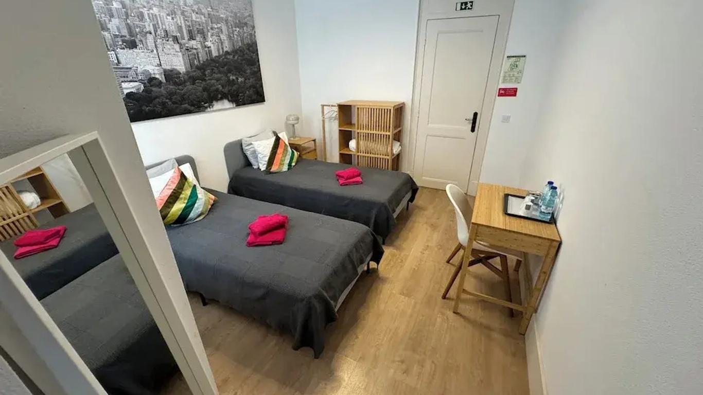 Residencial Real Guest House