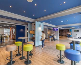 ibis budget Curitiba Centro - คูริชิบา - บาร์