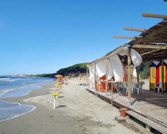 Ranch Hotel - Scarlino - Beach