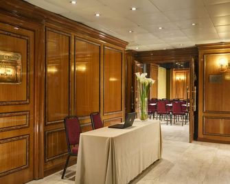 Una Hotel Scandinavia - Milán - Restaurante