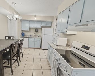 Quiet Fort Knox Townhome with EV Charger - Radcliff - Kuchyň