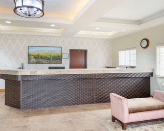 Best Western Plus Walla Walla Suites Inn - Walla Walla - Front desk