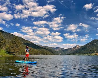 Gray Wolf Inn & Suites - West Yellowstone