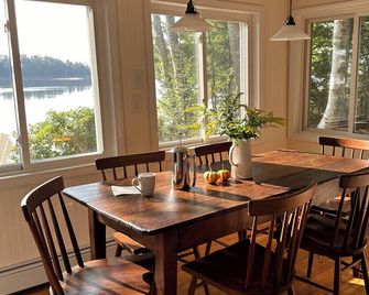 Waterfront Cottage in Freeport - Freeport - Sala de jantar