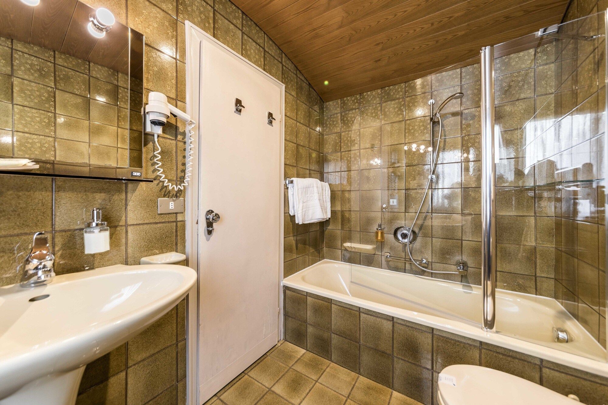 Active Hotel Ancora - Predazzo - Bathroom