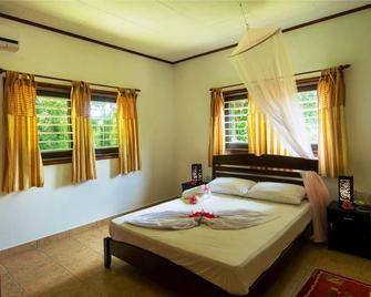 Zerof Self Catering Apartments - La Digue Island