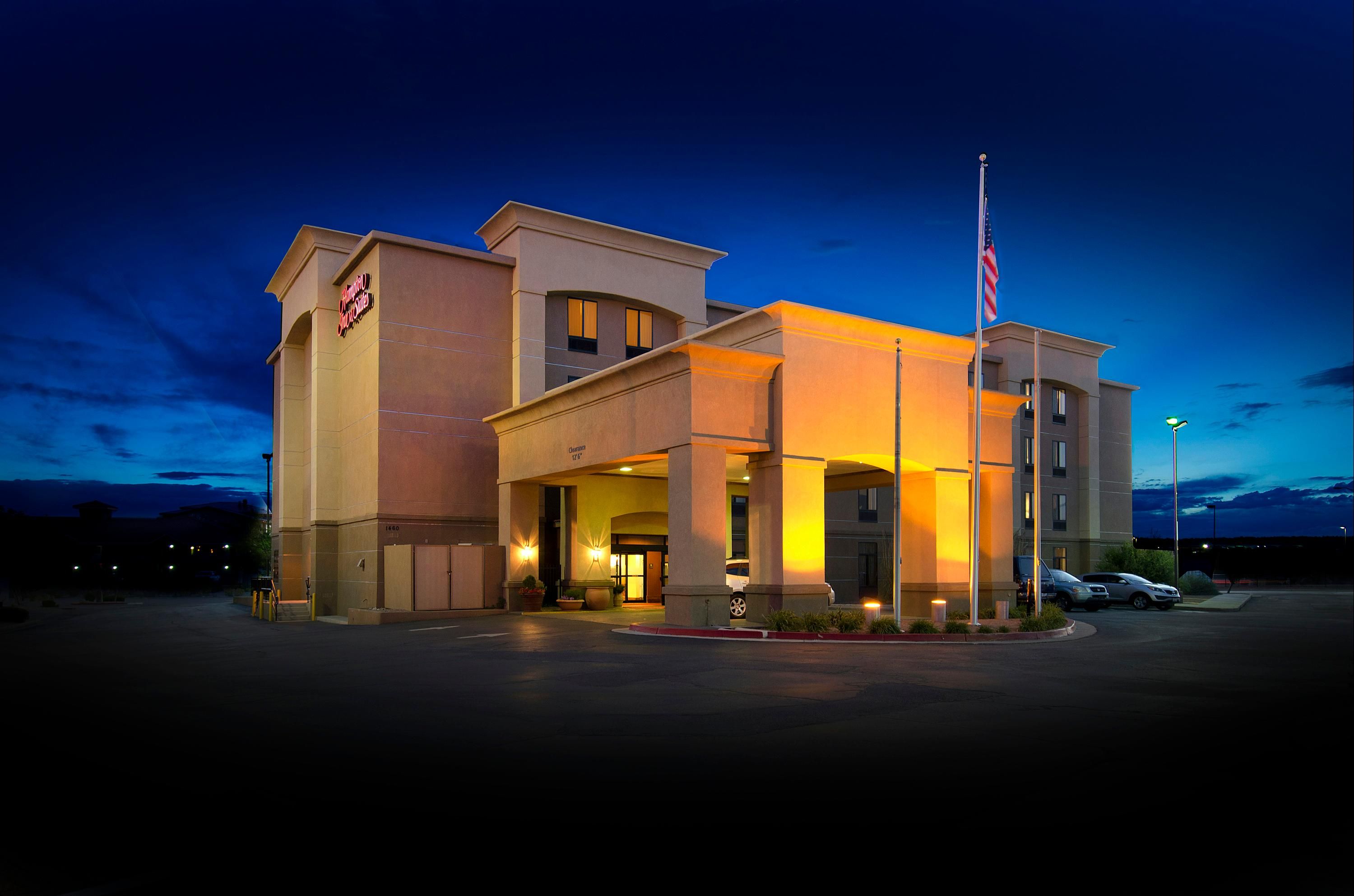 Hampton Inn & Suites Gallup - גאלופ - בניין