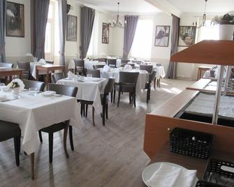Hotel Restaurant Du Chemin De Fer - Vivoin - Restaurante