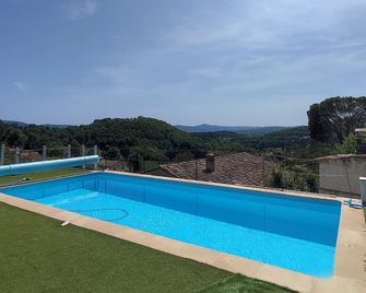 Provence Forcalquier Gîte du Paradis - Forcalquier - Piscine