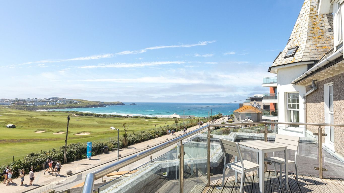 Oceanside Lifestyle Hotel