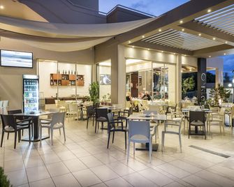 Oscar Suites & Village - Agia Marina - Restaurang