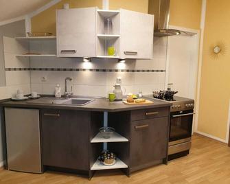 Apartment Am Tollensesee - Baurep Gmbh - Neubrandenburg - Кухня