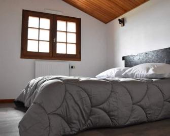 At the crossroads of Meuniers 3 mins from PUY du FOU - Les Epesses - Chambre