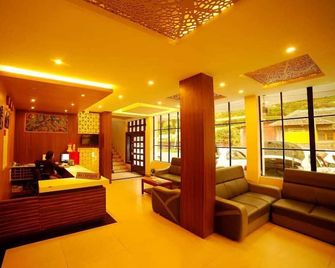 Lumino Dwellings - Munnar - Lobby