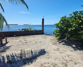 Aute - Seaside - Raiatea - Beach
