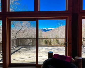 Breathtaking Views and Relaxing Hot Tub - Stunning Mountain Retreat - Jackson - Balcony