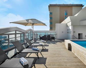Protea Hotel by Marriott Durban Umhlanga - Umhlanga - Pool