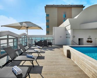 Protea Hotel by Marriott Durban Umhlanga - אמהלאנגה - בריכה