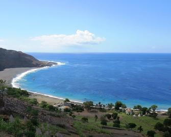 Apartment 50 M2 Sea View And Mountain A 80 M From The Beach - Porto Novo