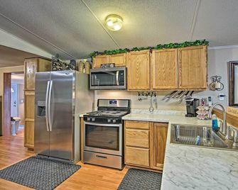 Hot Tub and Deck Tranquil Home Near Grand Lake - Grove - Cocina