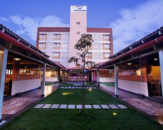 Hotel Rk Gardenia - Chandapura - Building